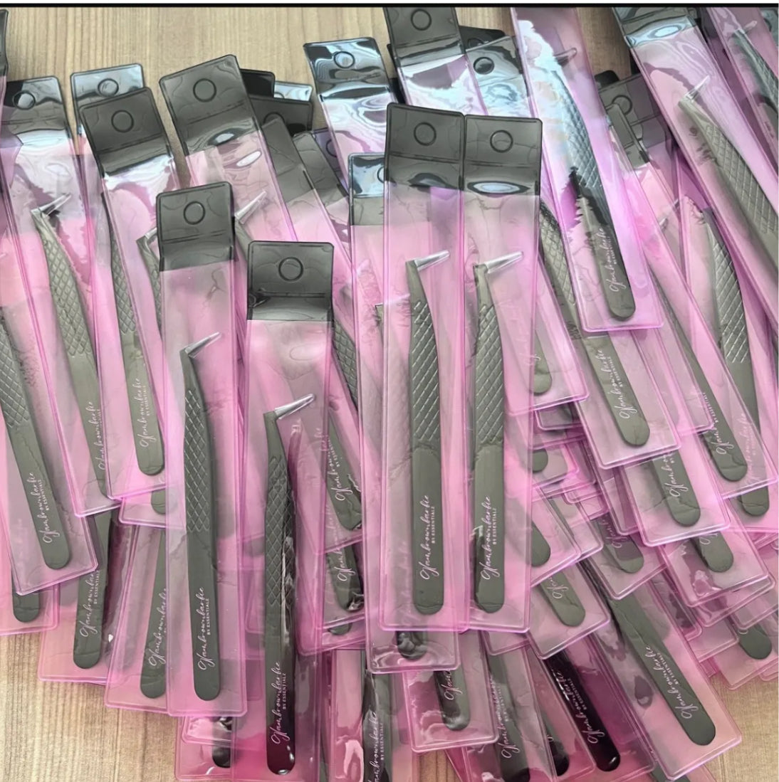 Easy Grip Cluster lash tweezer